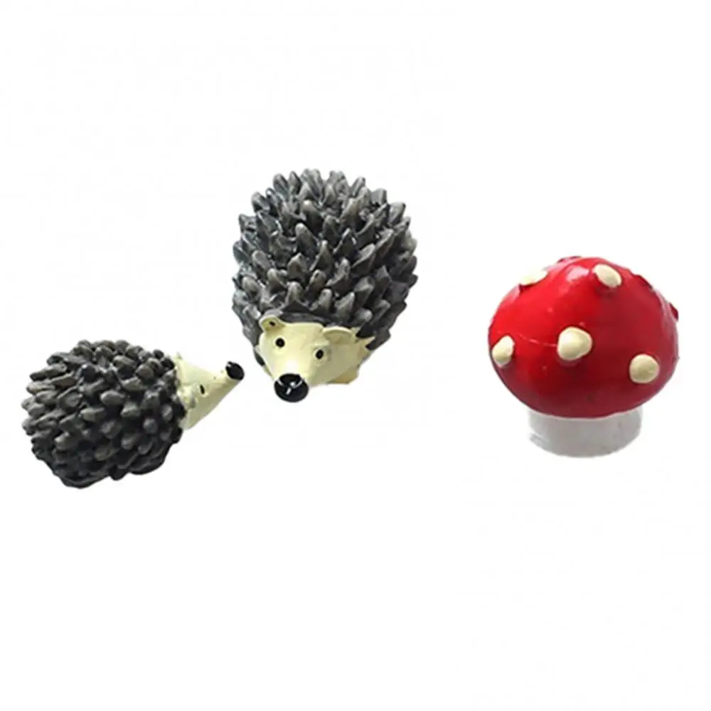 

3Pcs/Set Home Fairy Garden Decoration Outdoor Moss Resin Crafts Artificial Mini Hedgehog Red Dot Mushroom Ornaments Statue