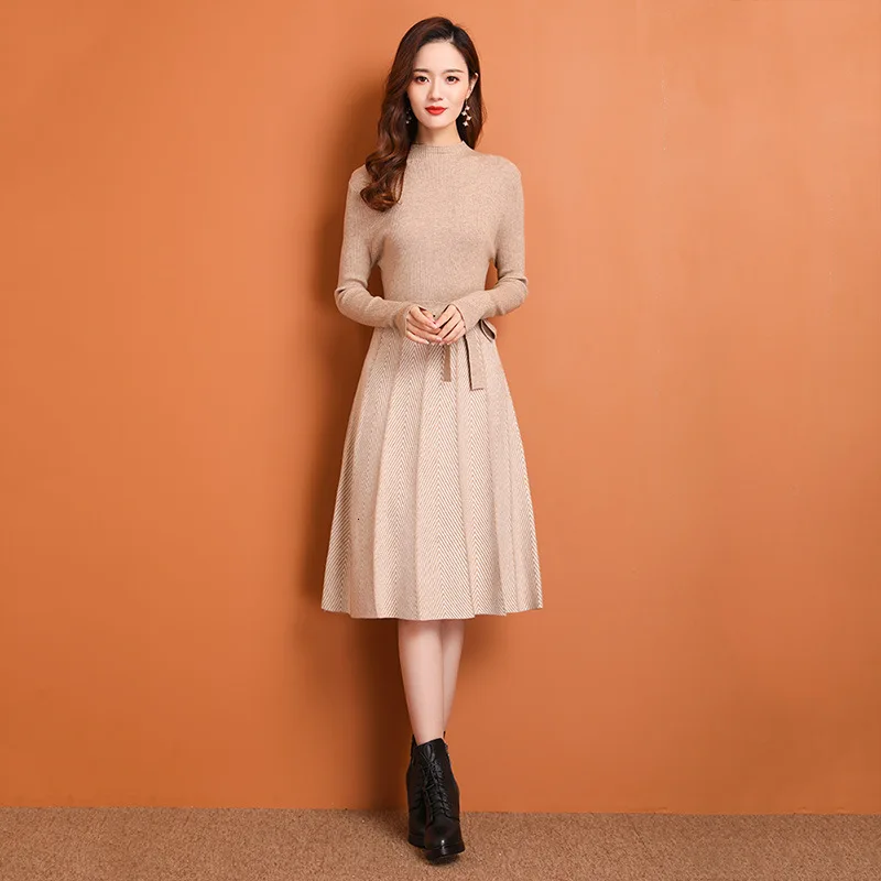 Женский трикотажный свитер в полоску облегающее осеннее платье с подолом