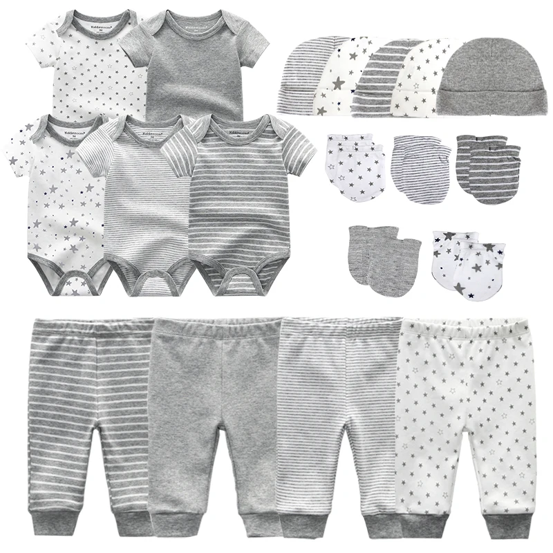 Комбинезон штаны шапочка и перчатки для новорожденных мальчиков на возраст 0-6