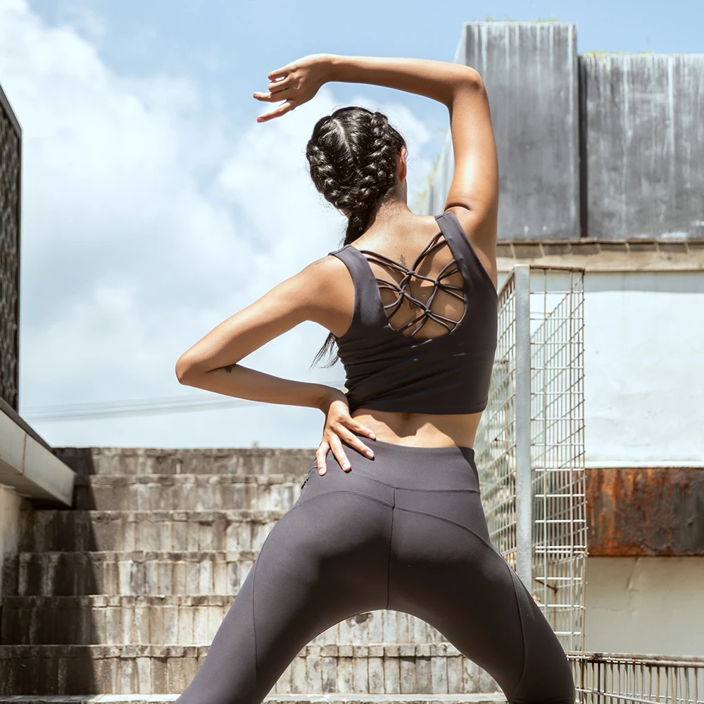 Sports Bras Women Knitted Hollow Out Back Underwear Push Up Padded Wireless Bra Quick Dry Shakeproof Fitness Gym Bralette | Женская