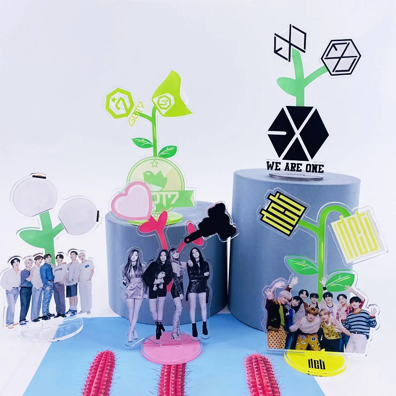 

KPOP Bangtan Boys Straykids Twice GOT7 SEVENTEEN EXO NCT ENHYPEN Acrylic Transparent Sticky Note Clip Stand Figure Model J77