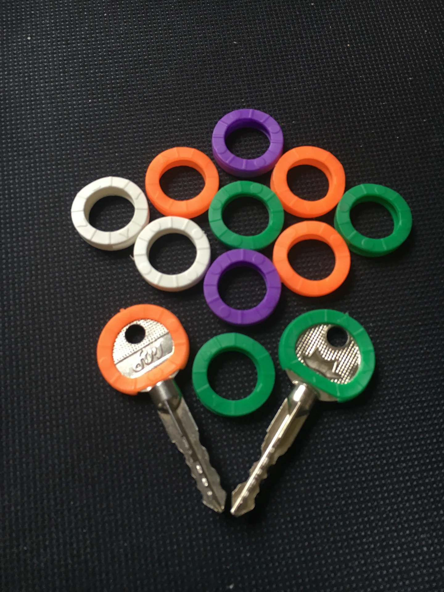 

10pcs Fashion Hollow Multi Color Rubber Soft Key Locks Keys Cap Key Covers Topper Keyring SALE