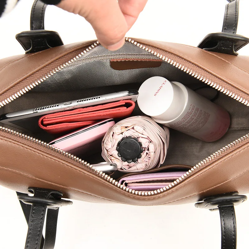 

Large capacity tote bag cowhide women's bag 2021 new niche design handbag first layer commuter shoulder underarm bag