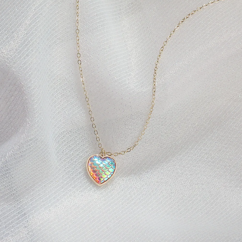

Minar Simple Fish Scales Colorful Love Heart Pendant Necklace for Women Girls Alloy Gold Color Thin Chain Necklace Jewelry