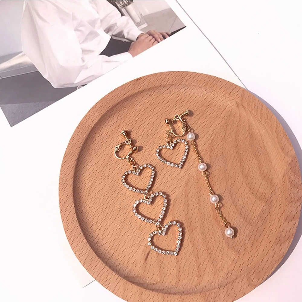 

Korean Fashion Simple Heart Earings Korea Jewelry 2021 Tassel Earrings Trendy 2021 Grunge Earrings For Women Hiphop Wholesale