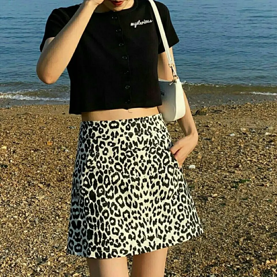 

Leopard skirt with buttocks children's 2021 spring new high waist one-step dress women's small skirt with A-line skirt