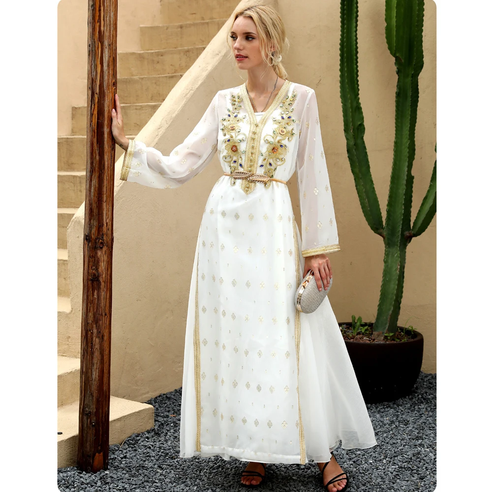 

Luxury Gold Ribbon Lace Crystal Beads Long Sleeve Maxi Dress White V Neck Dubai Abaya Moroccon Turkry Arab Dresses Muslim Women