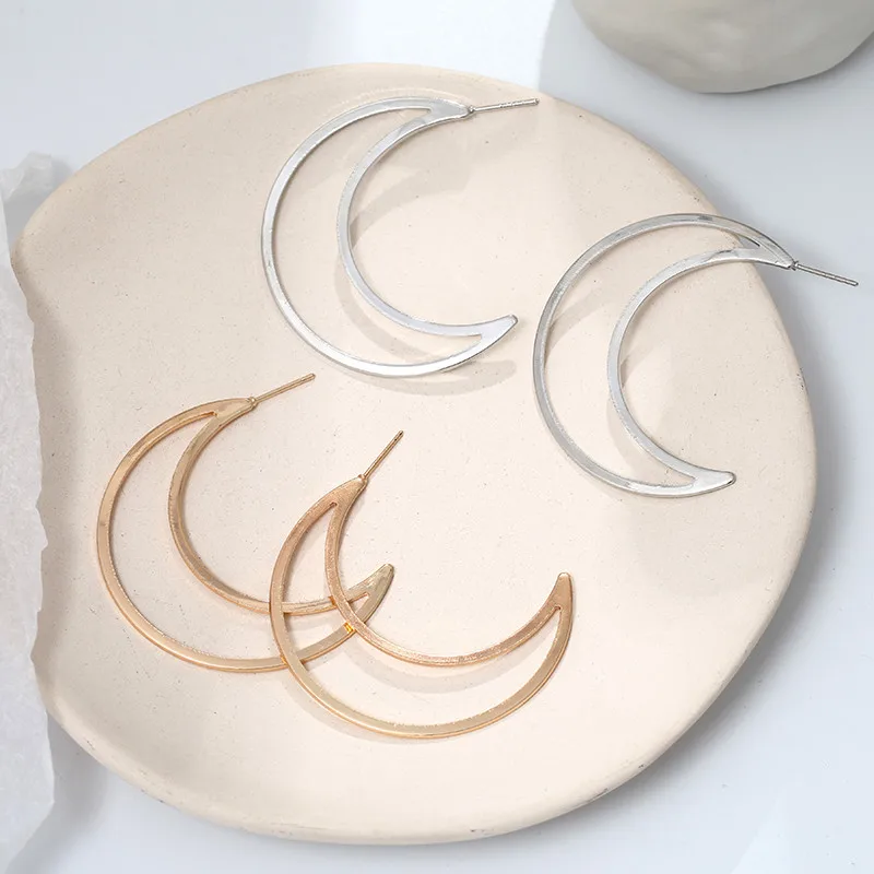Индийские минималистичные ювелирные изделия серьги в виде полумесяца