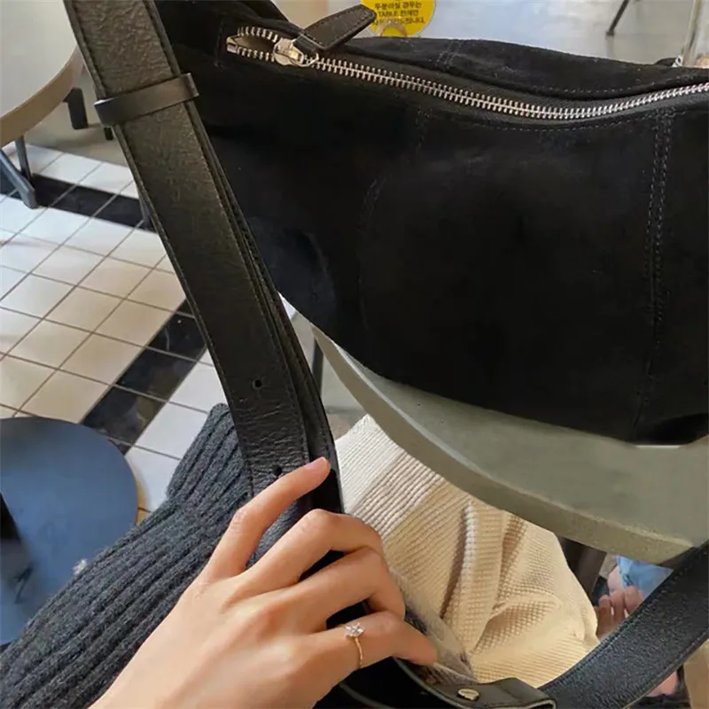 

Frosted Canvas Handbag Women Large Capacity Shoulder Bag Casual Folds Dumpling Bag 2021 Fashion Lady Shopping Handbag Bolso