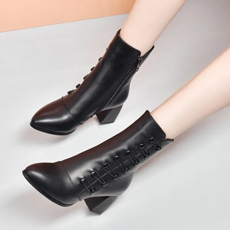 

High Heeled Short Boots Women's Thick Heels Autumn And Winter New Leather Plush Women's Boots Side Button Middle Tube Martin Boo
