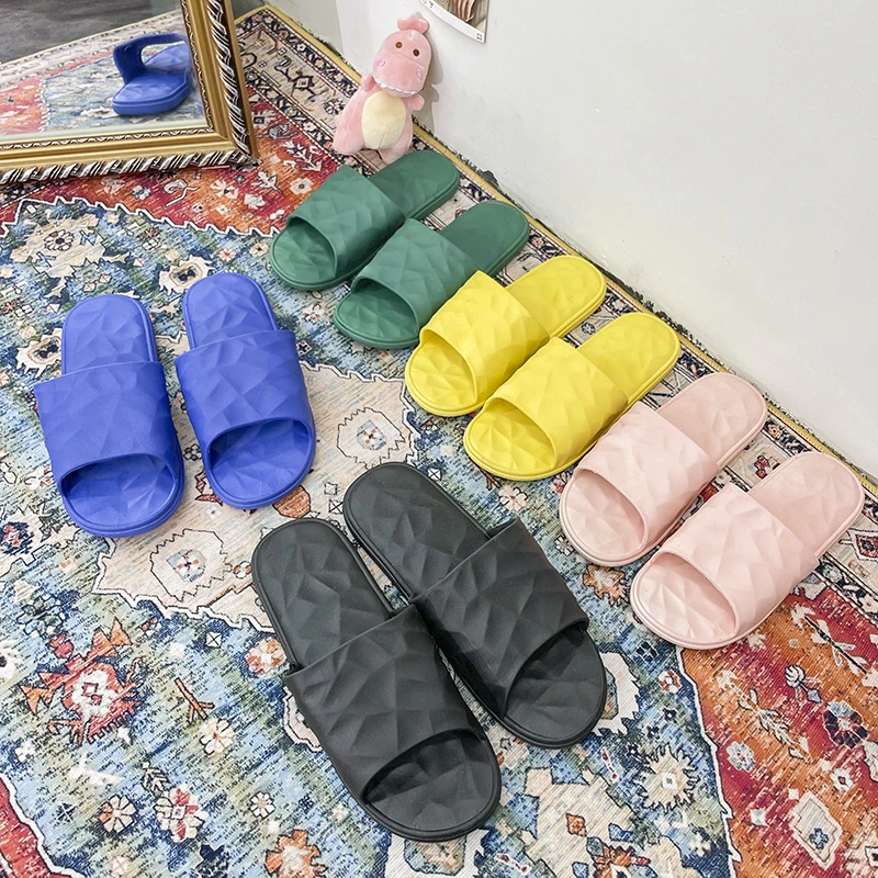 

Slippers female summer 2021 outdoor bathroom sandals and slippers floor couple bathing guests home indoor wear Korean female