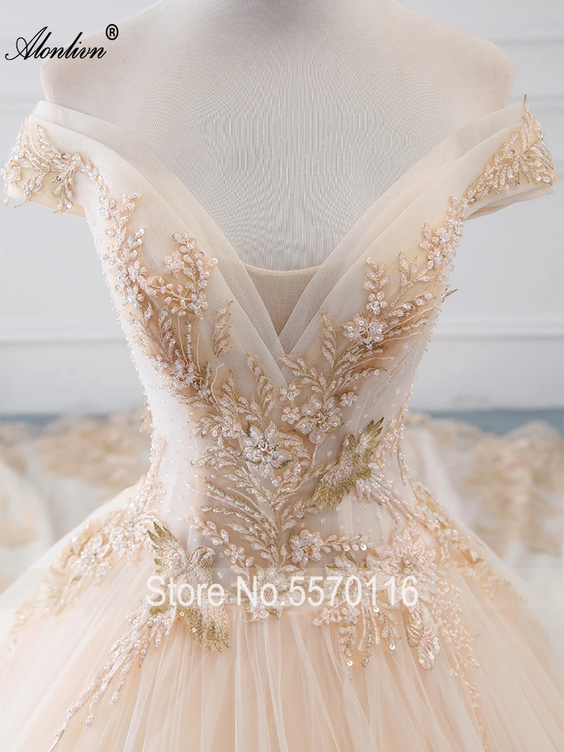 Alonlivn Lustrous Bling Appliques Beading Crystals Ball Gown Wedding Dress Chapel Train Scalloped Neck Bridal Gowns