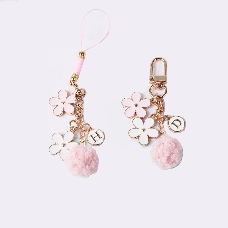 Модный брелок для ключей с цветочным меховым шариком и буквенным помпоном женщин