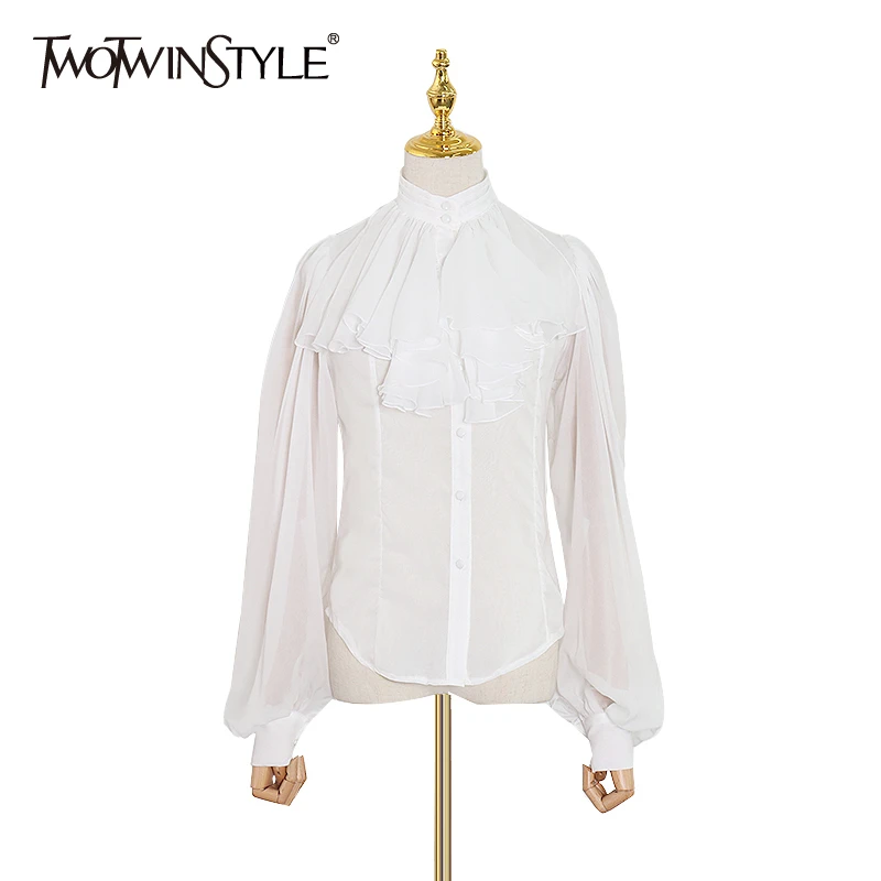 Белая шифоновая блузка TWOTWINSTYLE с бантом о вырезом фонариком длинным рукавом для