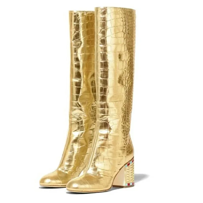 Botas de tubo alto con patrón de cocodrilo dorado para mujer, botines largos de tacón grueso con diamantes de imitación, de fiesta, de caballero
