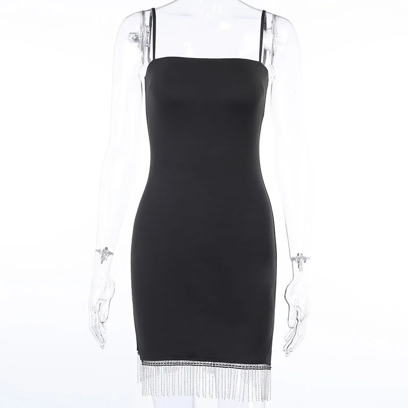 Женское платье с кисточками Fuedage черное облегающее на бретельках открытой спиной
