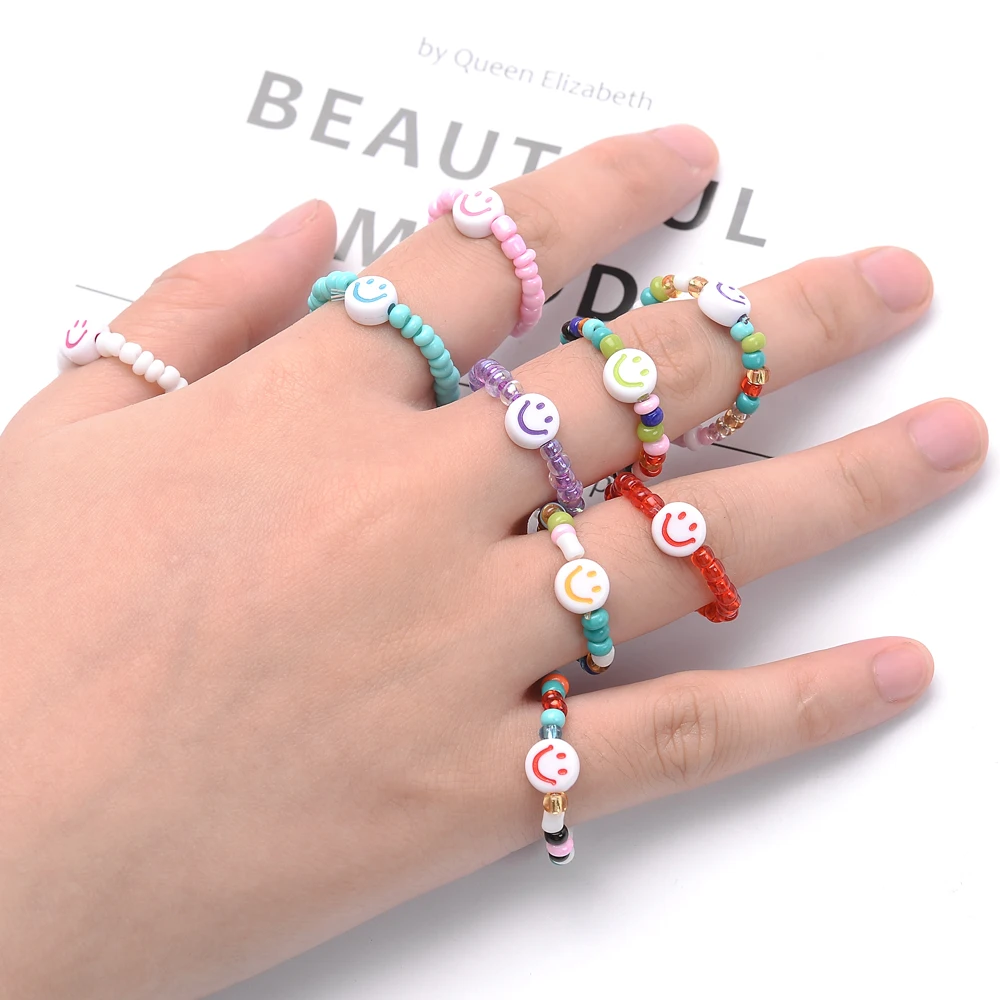 2021 Инс Минималистические многожильные кольца с имитацией жемчуга и улыбкой для женщин, круглые, на пальцы, ювелирные изделия, регулируемые аксессуары.