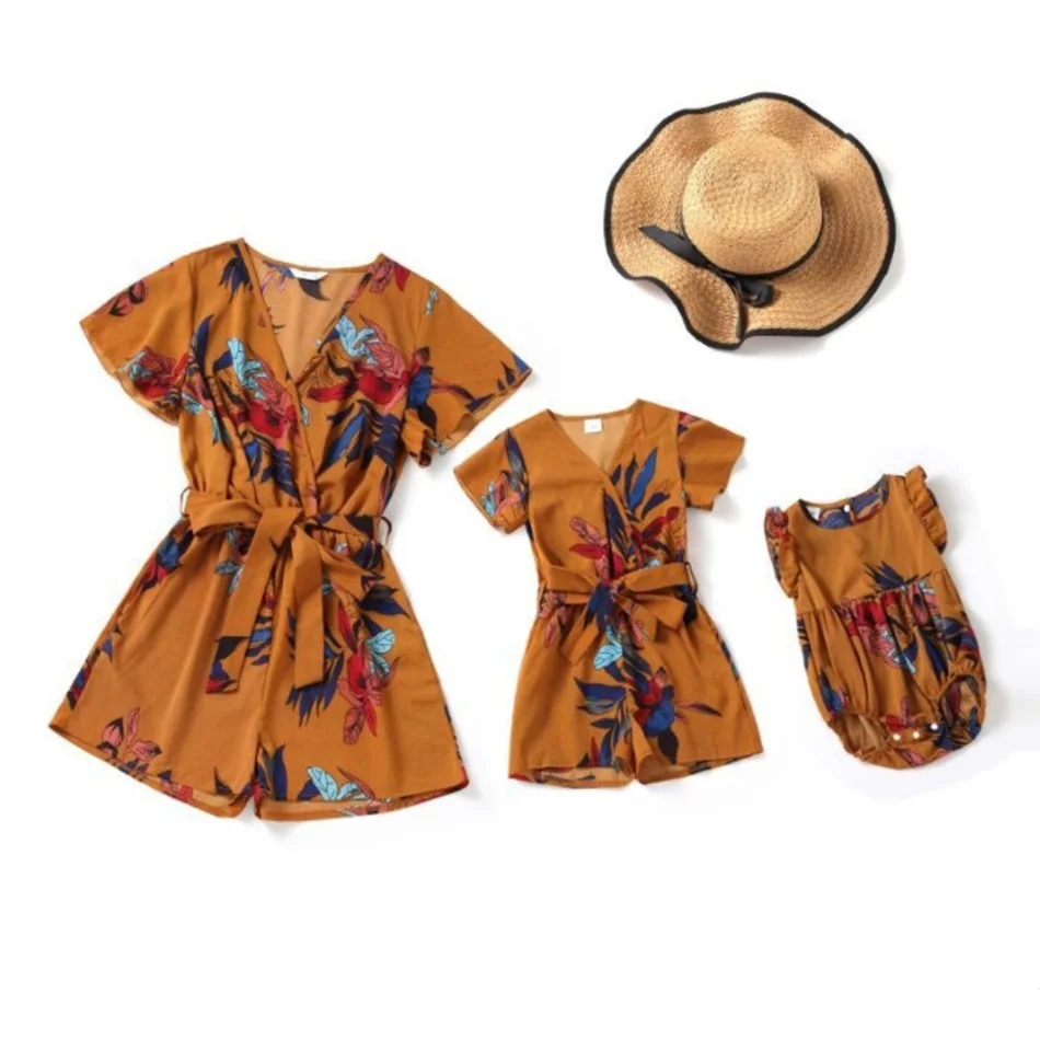 Цветочные платья для матери и дочери цельный комбинезон Семейный комплект мамы