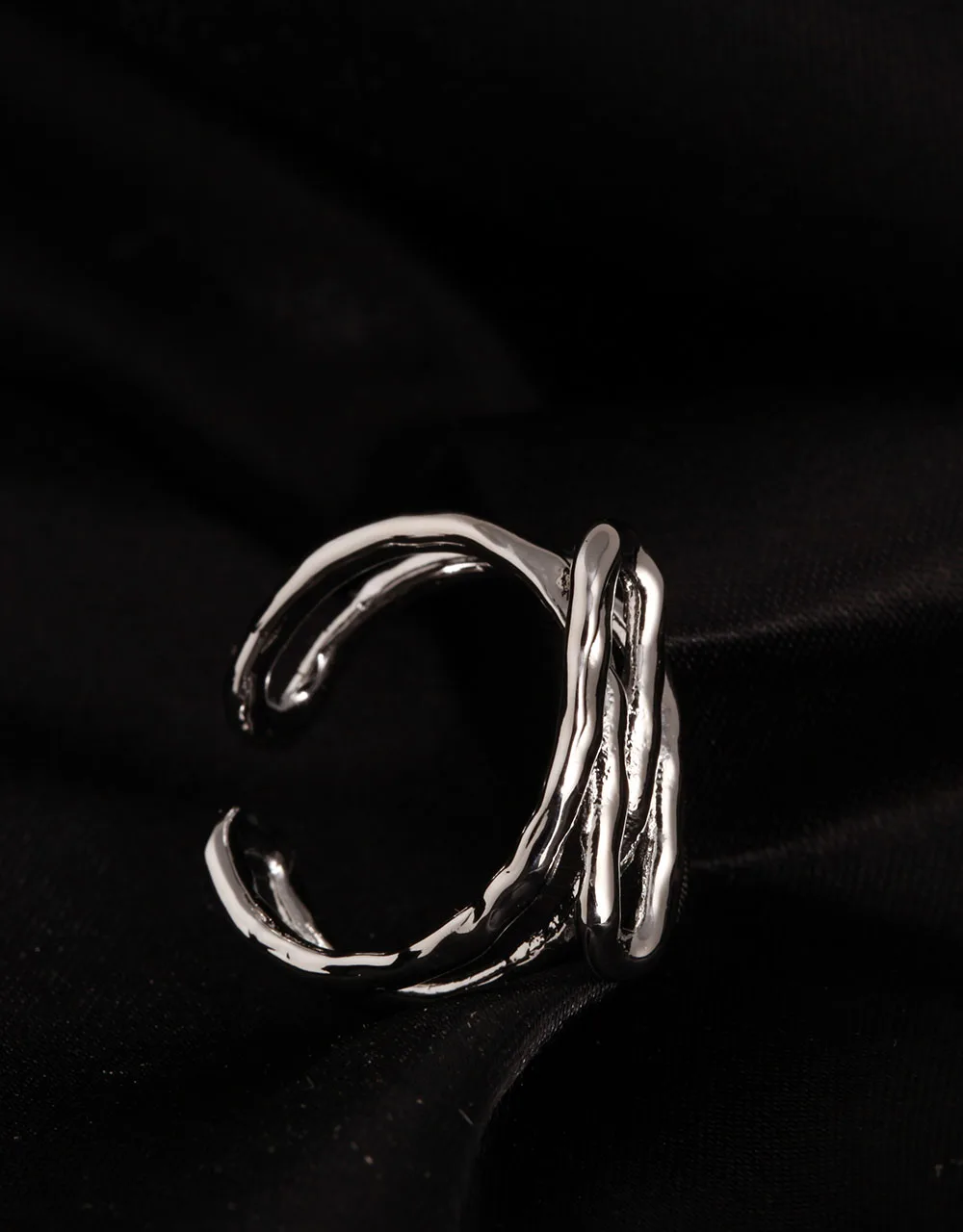 

Simple Style New Style 925 Silver Rings for Women Simple Line Wild Cold Style Ring Ring Adjusters Sizers Personalized Party Ring