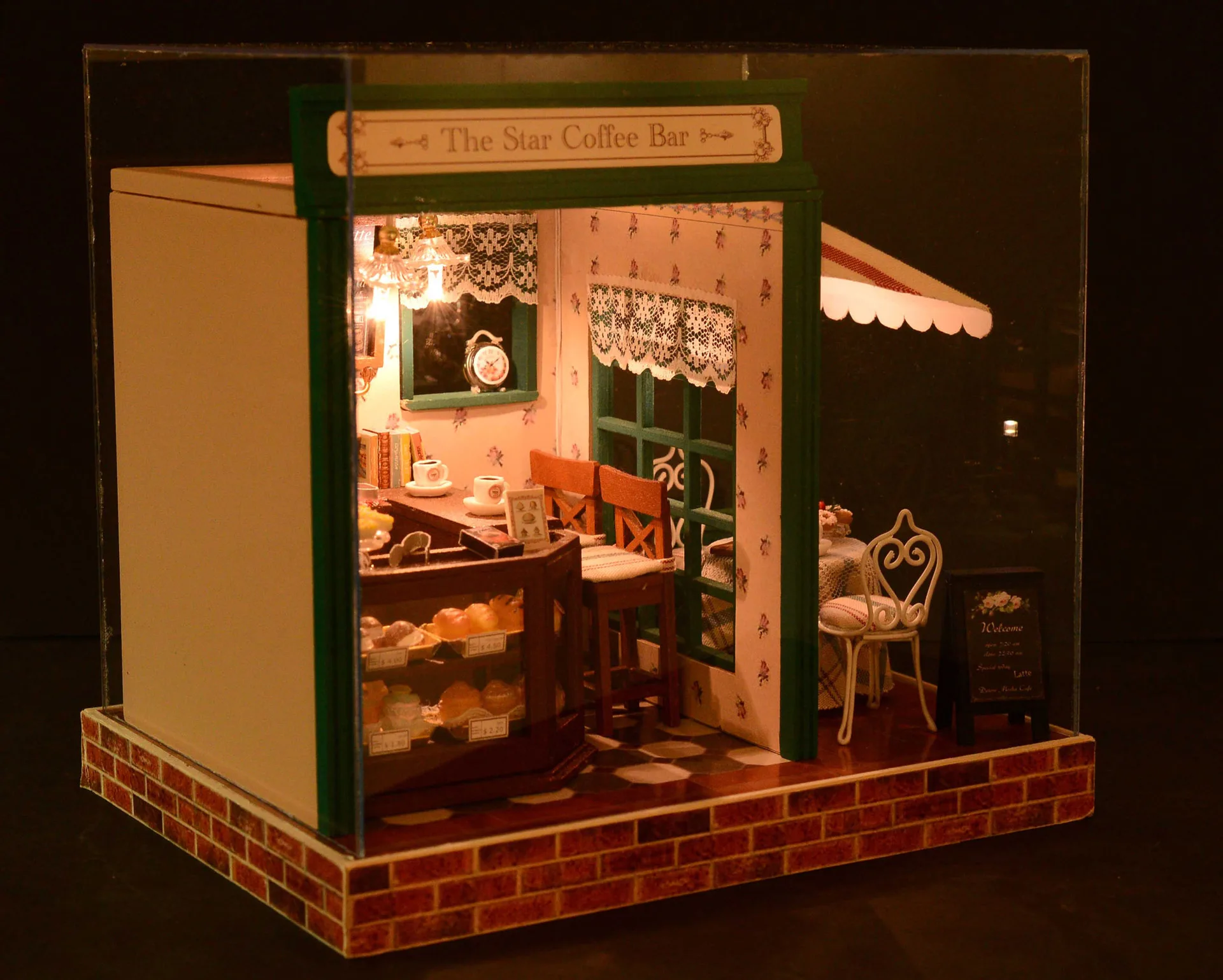 

LED Steet Corner Coffee doll house furniture diy dollhouse wood diy doll house miniature dollhouse furniture children puzzle Toy