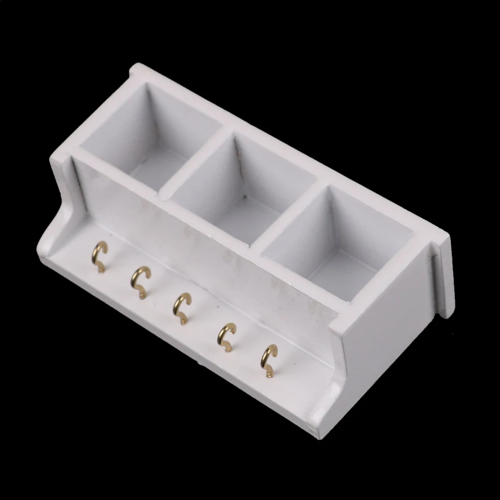 

New Arrivals 1/12 Dollhouse Miniature Kitchen Wood Wall Rack White 1:12 Doll House Decoration Accessories Toys Gift for Kids