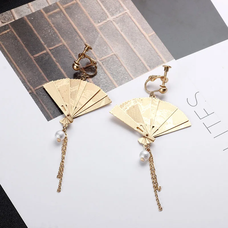 ЯПОНСКИЕ ВИНТАЖНЫЕ серьги клипсы с золотым металлическим веером цепочка