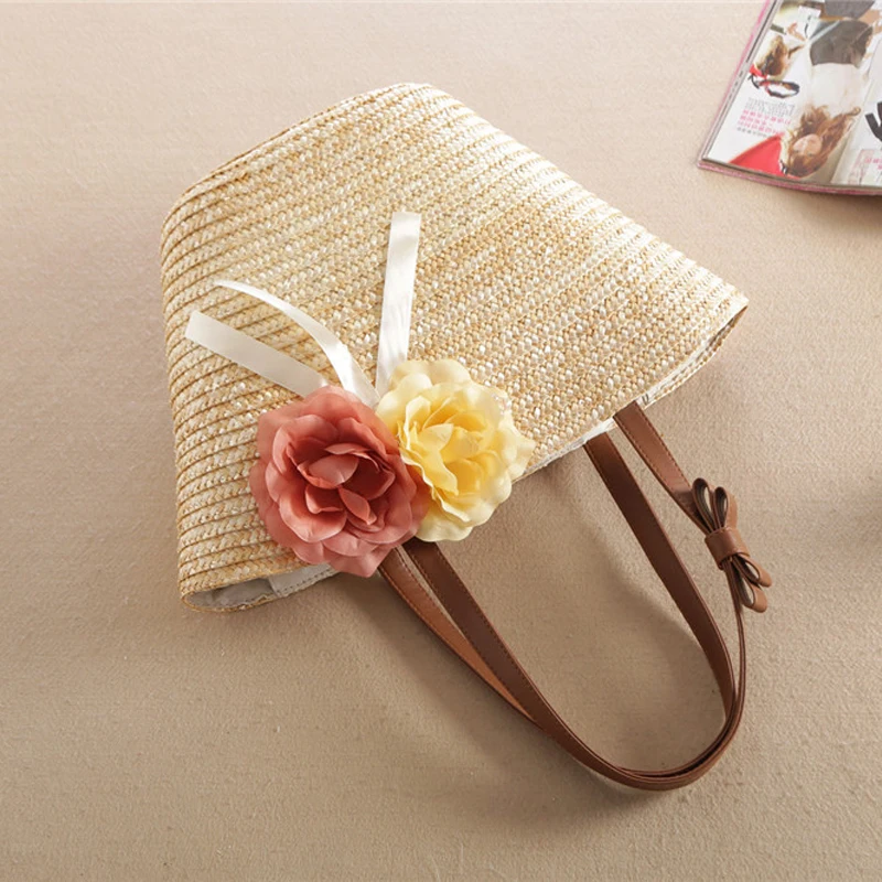 

Bohemian Flower Rattan Women Handbags Wicker Woven Shoulder Messenger Bags Lady Summer Beach Straw Bag Large Tote Bali Purses