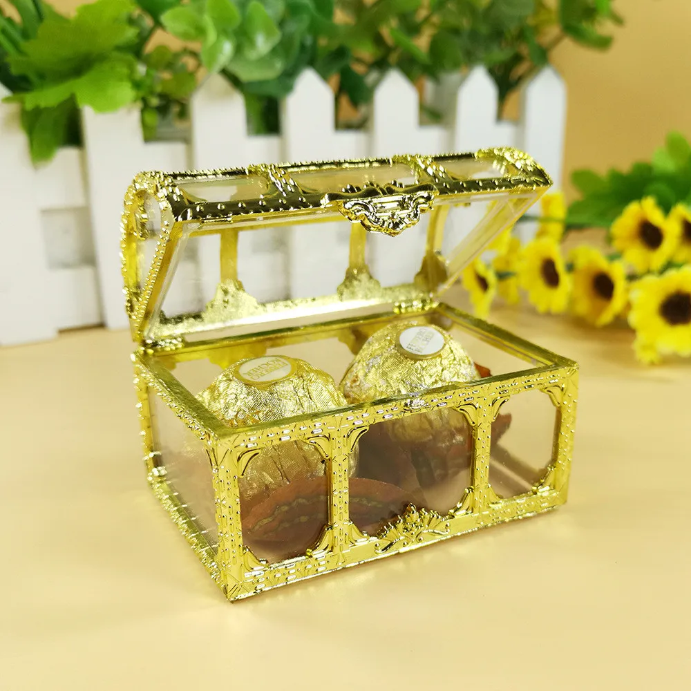 

12Pcs Candy Box Vintage Plastic Hollow Gold Foil Party Cake Packaging Wedding Favor Marriage Souvenir Baby Shower Gift Treat Box