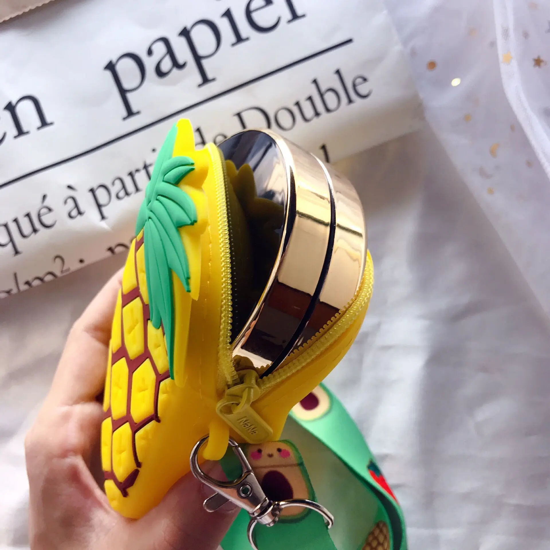 Mini Strawberry Baby Girls Mini Crossbody Bags Lovely Fruit Boys Kids Jelly Coin Purse Handbags Cute Children Small Shoulder Bag