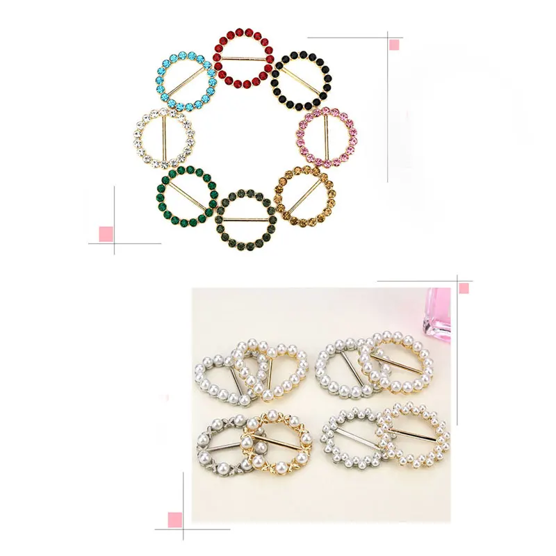 Простой кардиган с декоративной пряжкой на подоле пальто цветочным узором и