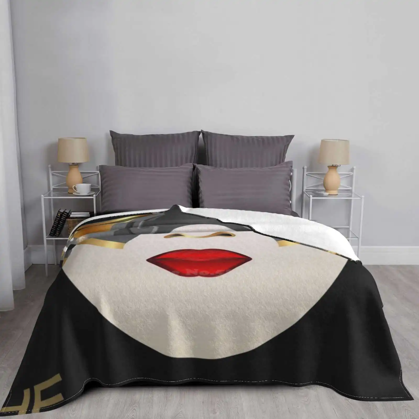 Маска для венецианского карнавала удобное мягкое одеяло кровати дивана Венеции