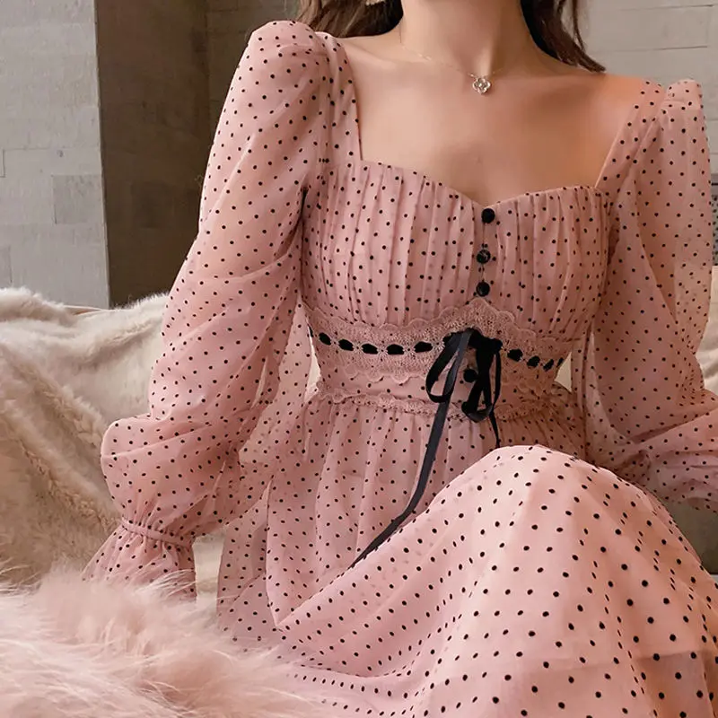 

French Vintage Midi Dress Women Puffer Sleeve Square Collor Office Elegant Dress Female 2021 Spring Dot One Piece Dress Korean