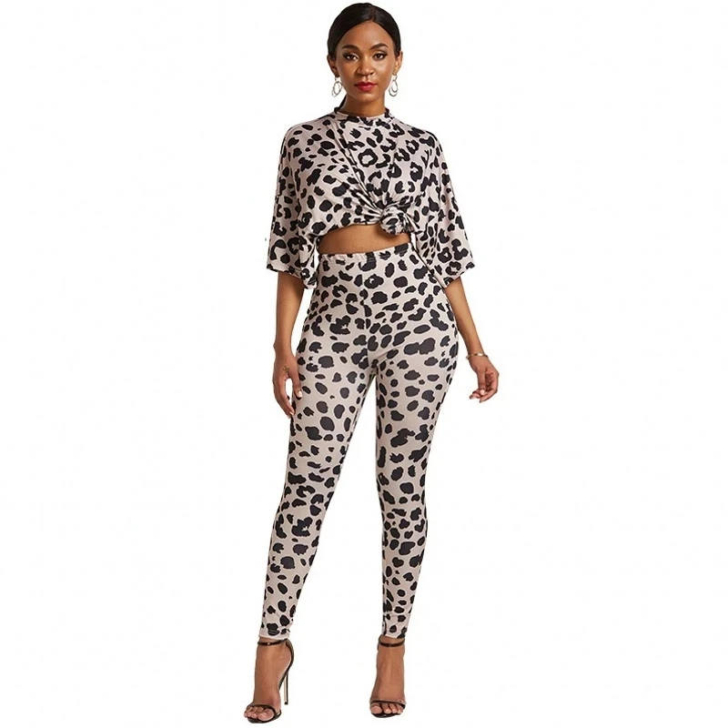 

Casual Sexy Leopard Print Two Piece Sets Womens Outfits Loose Half Sleeve Top Slim Pencil Pant Set For Tracksuit Woman Clothes