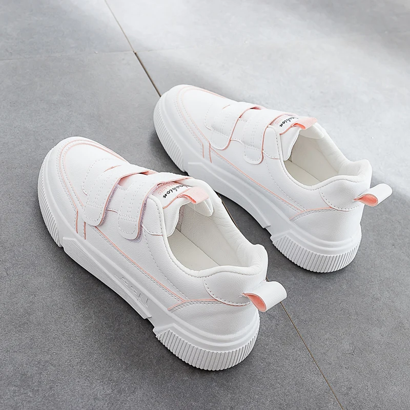 

2021 spring new Velcro small white shoes female Korean style leisure shoes female student breathable board shoes female student