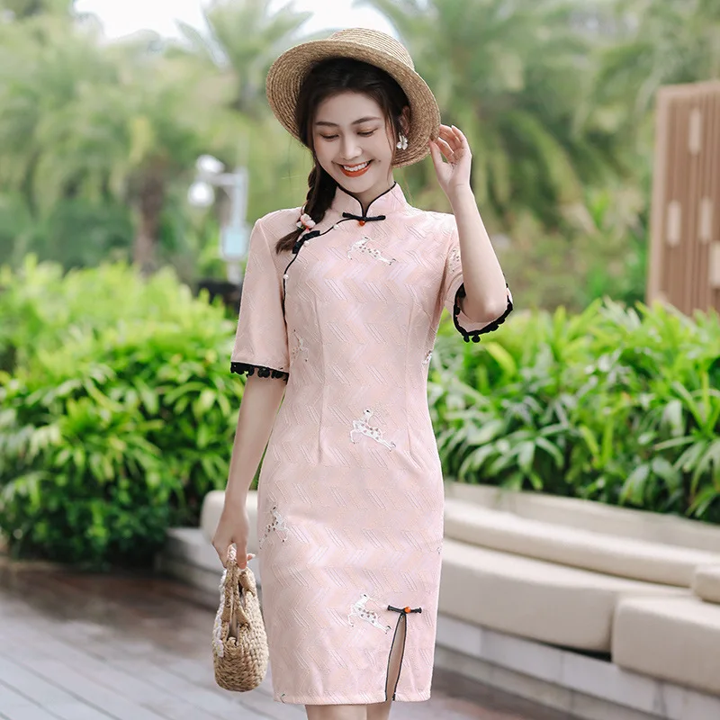 

Autumn Deer Embroidery Lace Trim Short Sleeve Chiffon Cheongsam Elegant Traditional Chinese Women Mandarin Collar Qipao