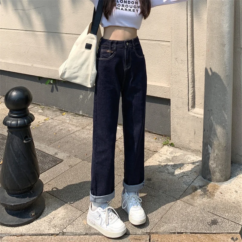 

Свободные джинсы детские на весну и осень, новинка 2021, небольшие универсальные прямые широкие брюки-трубы с ощущением малого миниатюра