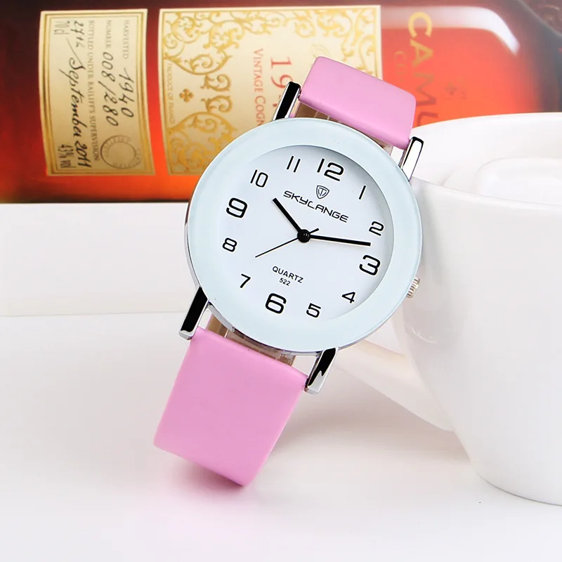 

Factory direct new watch female students Korean simple small fresh Joker watches men's quartz watches wholesale