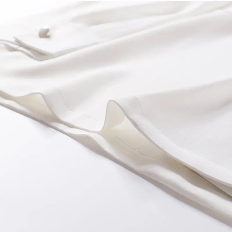 

HStar 2020 Casual Chiffon White Women Blouse Shirt Chic Solid Long Sleeve V-Neck Shirt Ladies Retro Pockets OL Tops