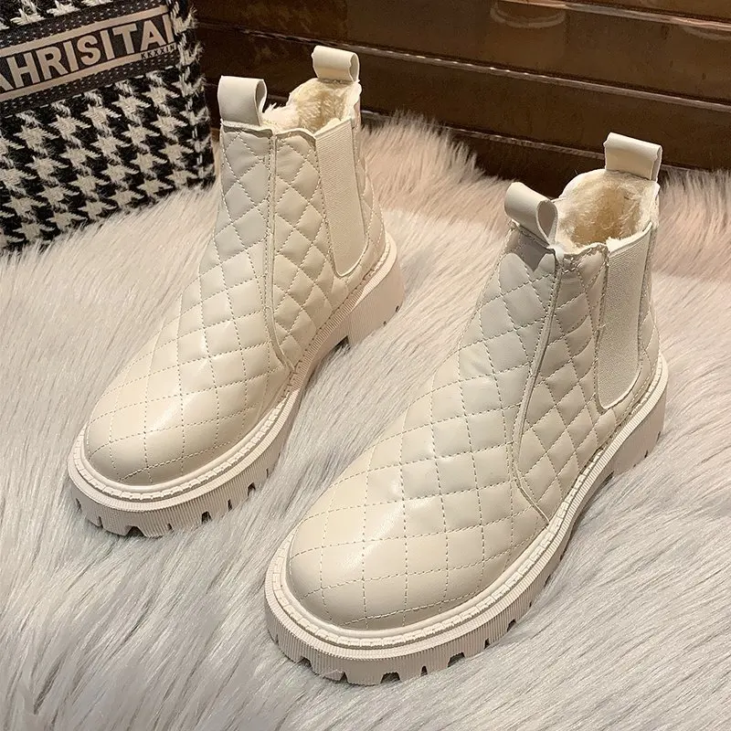 

Martin boots female British style plus velvet thick bottom 2021 autumn and winter new net red fashion round head short tube snow