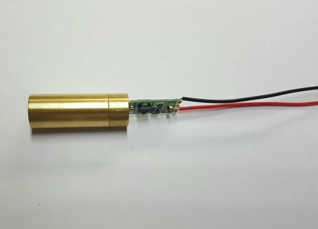 

D12 532nm100mw High Power Glistening Green Point Positioning Laser Laser Module Emitting Diode Lamp Holder