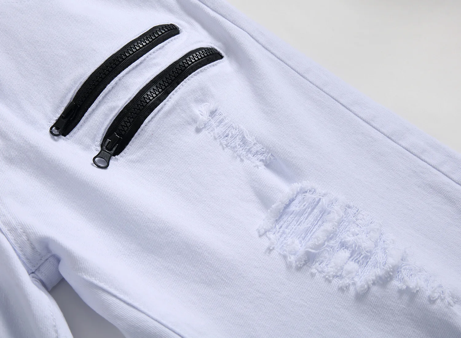 New White Men's Jeans Straight Denim Jeans Zippers Pockets Male Pants Slim Plus Size