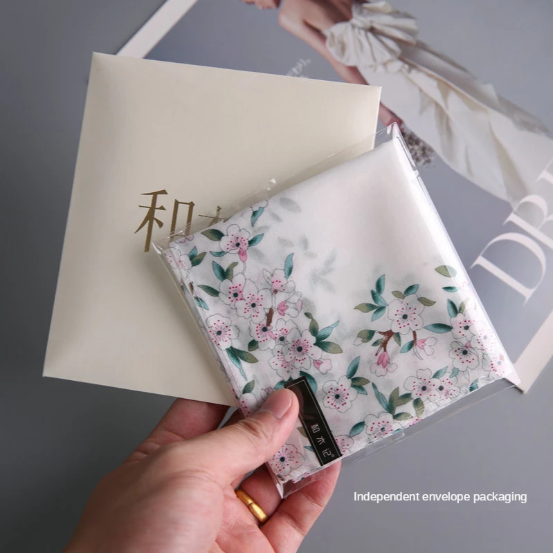 Женский носовой платок впитывающий пот 100% хлопок принт Сакура мягкий и тонкий 45*45