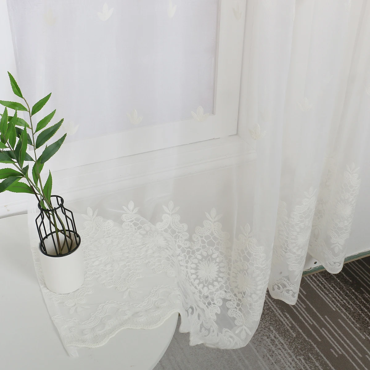 Новинка Современные Геометрические белые тюлевые шторы с вышивкой для гостиной