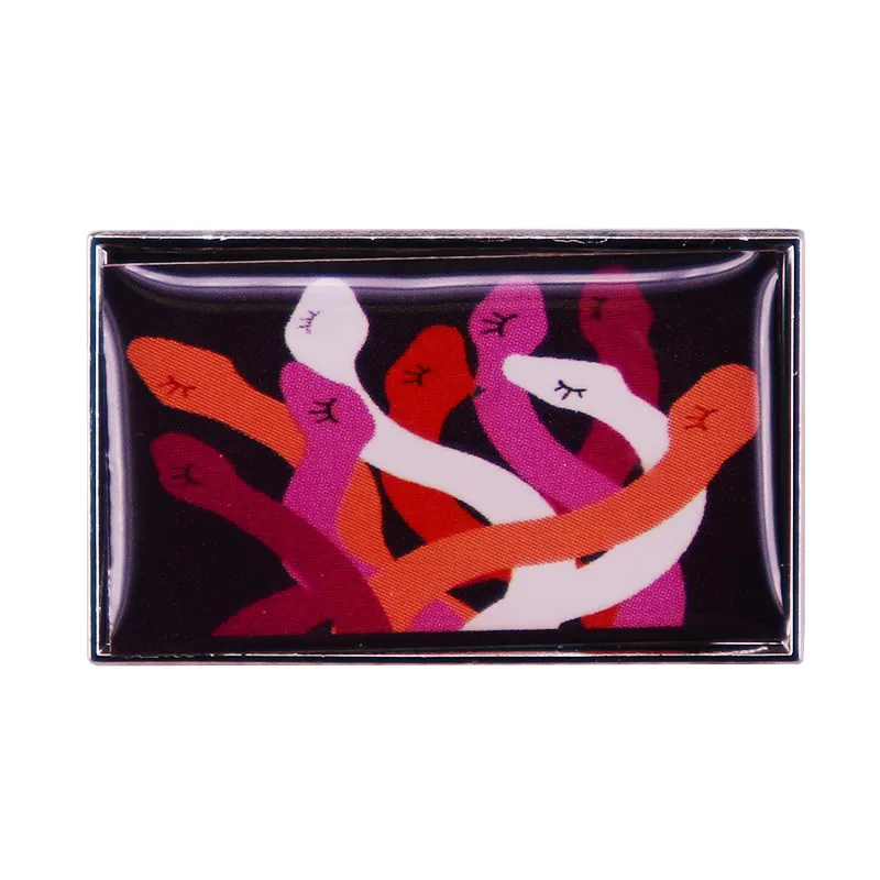 Яркая брошь в виде гордости змеи из мультфильма Shyly значок на булавке забавные