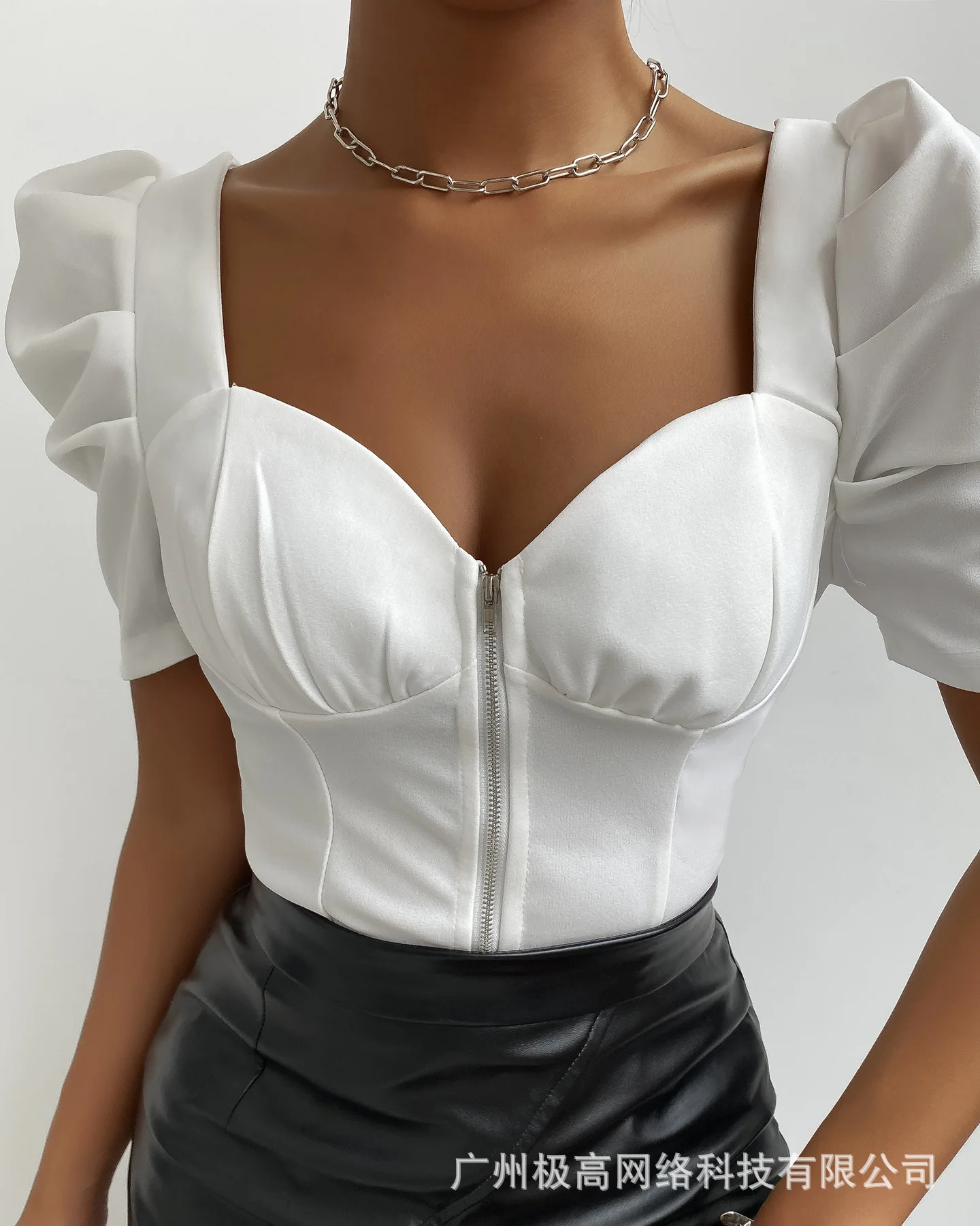 

2021 Summer Women's Clothes V Neck Short Puff Sleeve Zip Front Slim Fit Casual Solid Ladies Top Sexy Streetwear Female JG0720