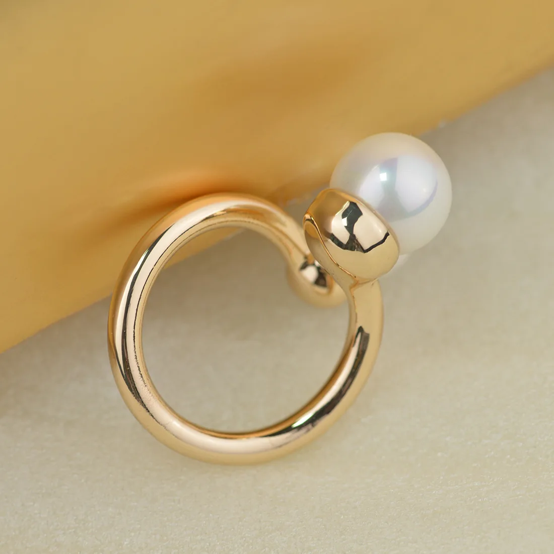 Модная простая высококачественная брошь на шарф с жемчугом из сплава цвета