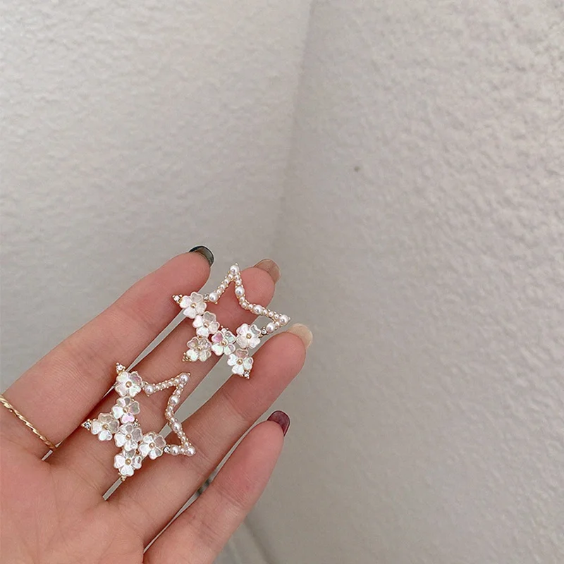 

Cute Elegant Shell Flower Pearl Star Stud Earrings for Women Students Fashion Korean Small Boucle D'oreille Jewelry