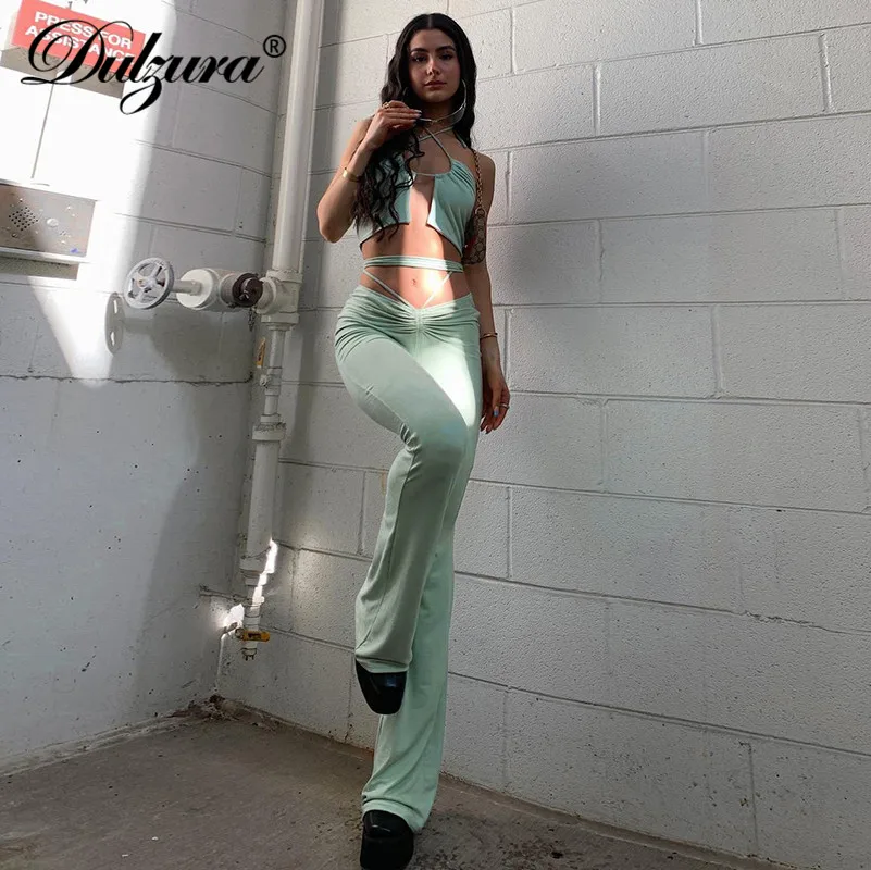 

Dulzura Women Halter Crop Top Lace Up Flare Pants 2 Pieces Set Ruched Bodycon Sexy Streetwear Club 2021 Summer Tracksuit Outfit