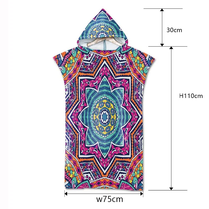 Пляжное полотенце с капюшоном и леопардовым принтом