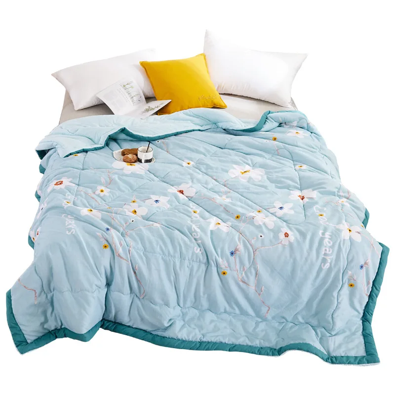 

2020 New Style Machine Washable Cotton Summer Quilt Simple Style Single Dormitory Gift Quilt Summer Blanket Airable Cover